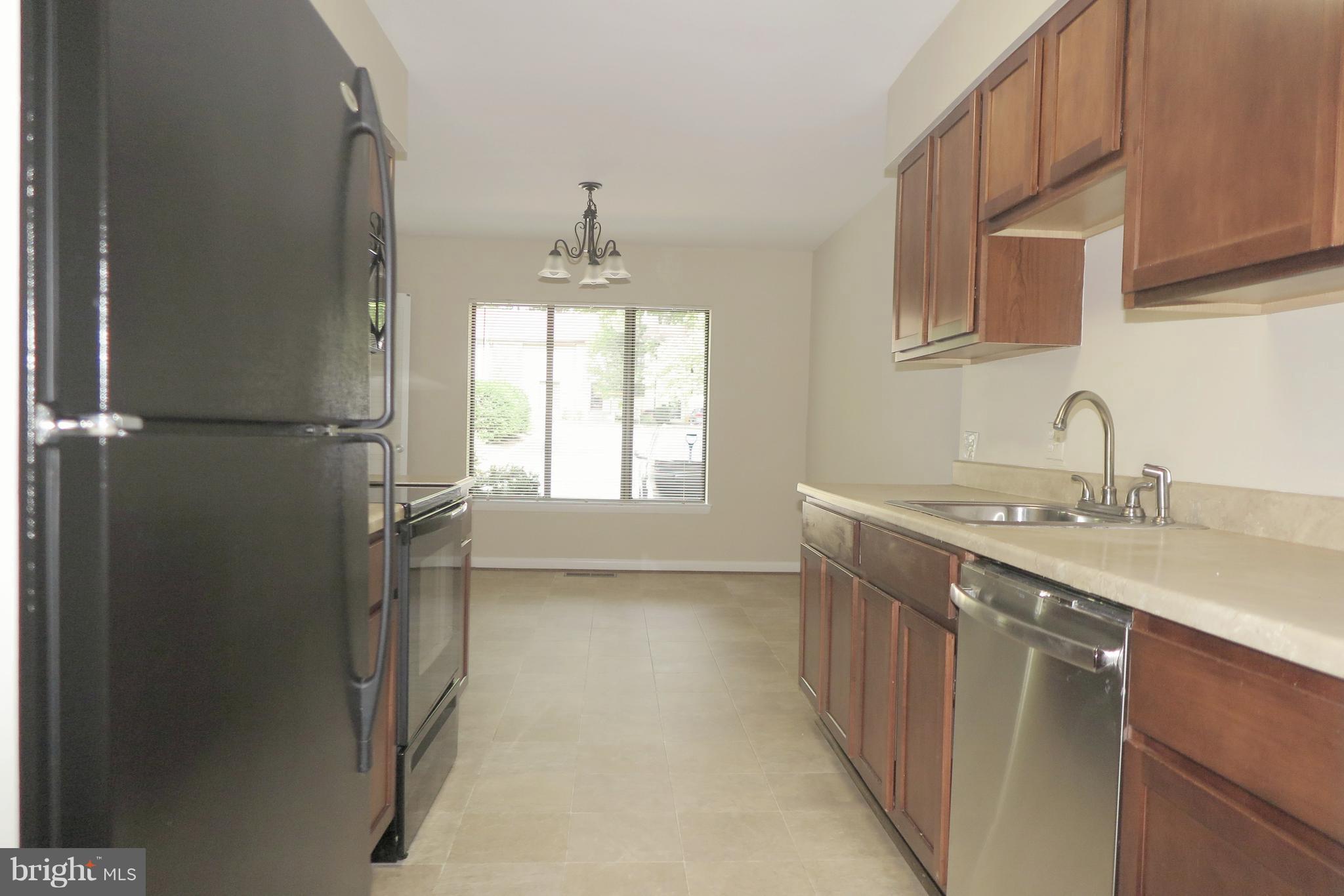 2036 Golf Course Drive Reston, VA 20191 - Photo 9 of 30 Kitchen view 5