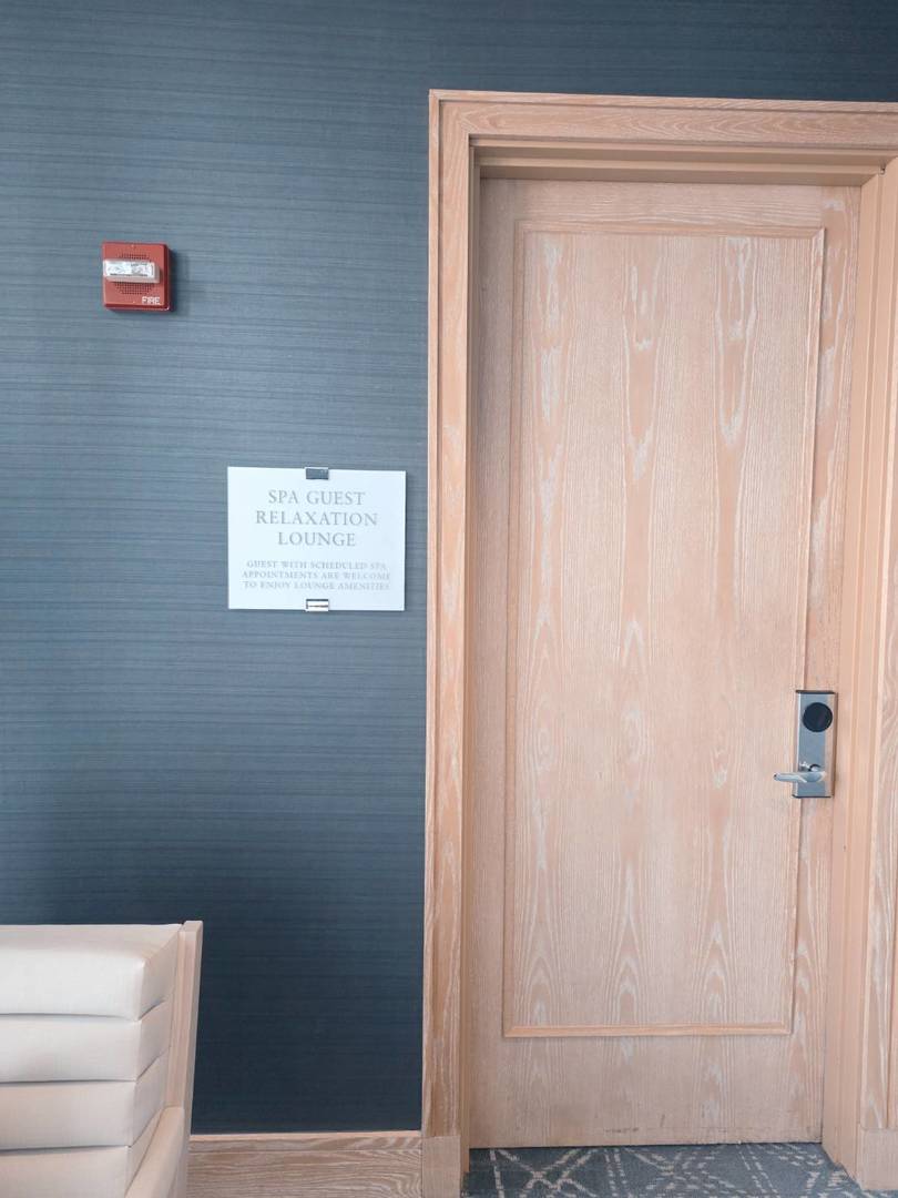 401 North Wabash Avenue, Unit 79C Chicago, IL 60611 - Photo 37 of 38 a bathroom with a toilet