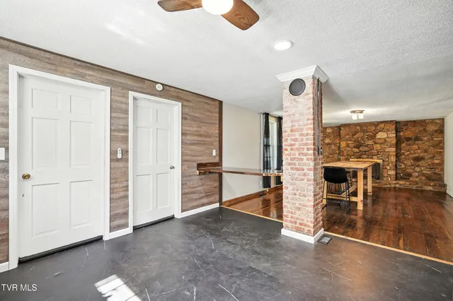 $570,000 | 621 McArthur Avenue, Elizabethton, TN 37643