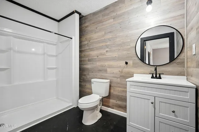 $570,000 | 621 McArthur Avenue, Elizabethton, TN 37643