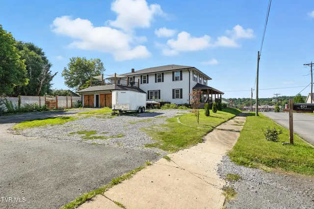 $570,000 | 621 McArthur Avenue, Elizabethton, TN 37643