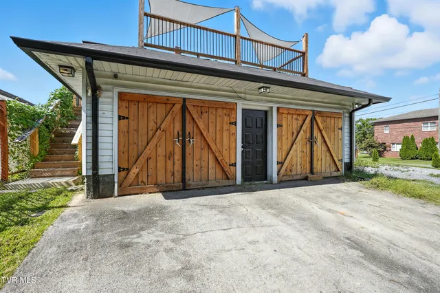 $570,000 | 621 McArthur Avenue, Elizabethton, TN 37643