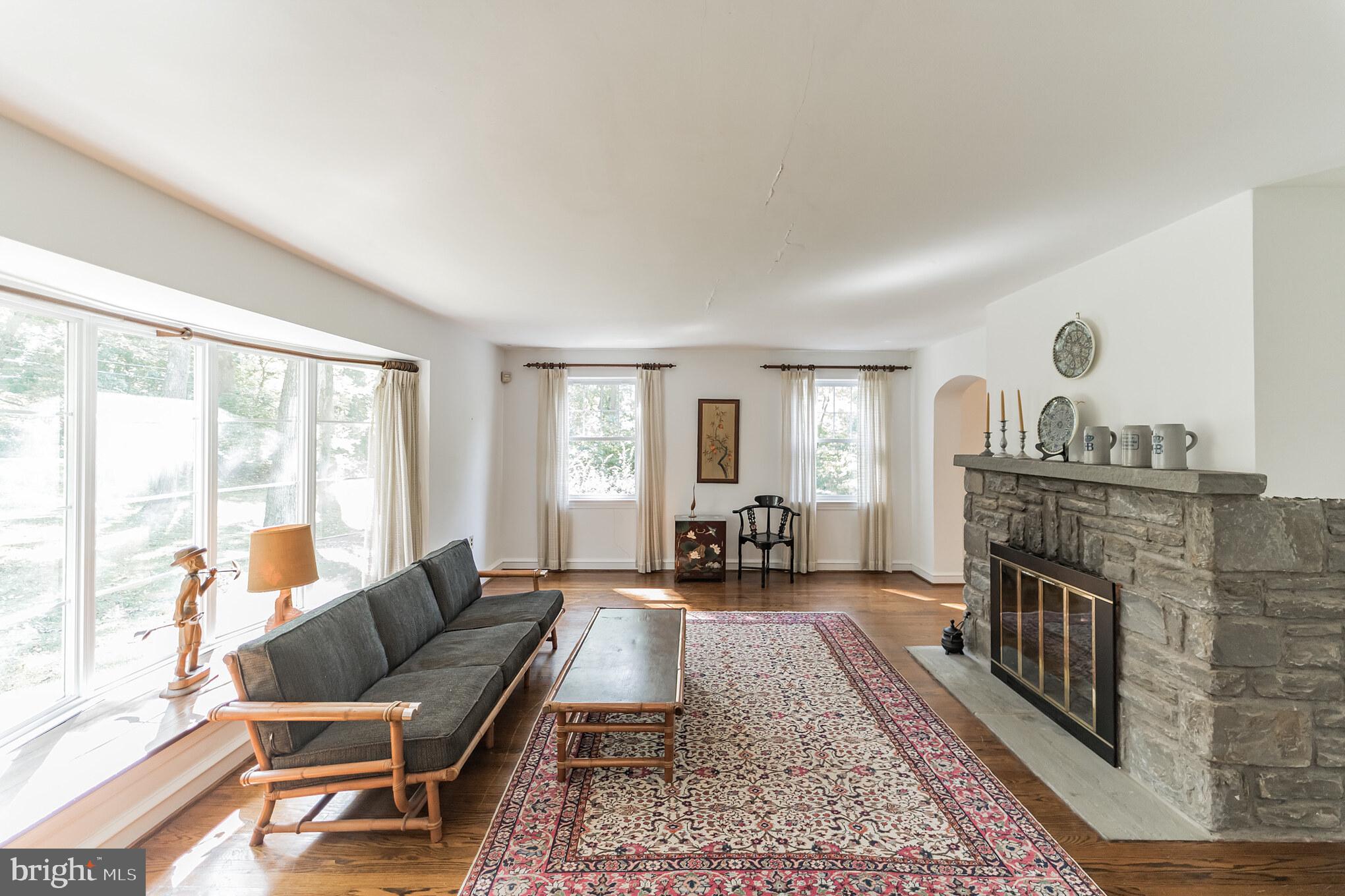 3881 Gradyville Road Newtown Square, PA 19073 - Photo 6 of 55 Gallery Image 6