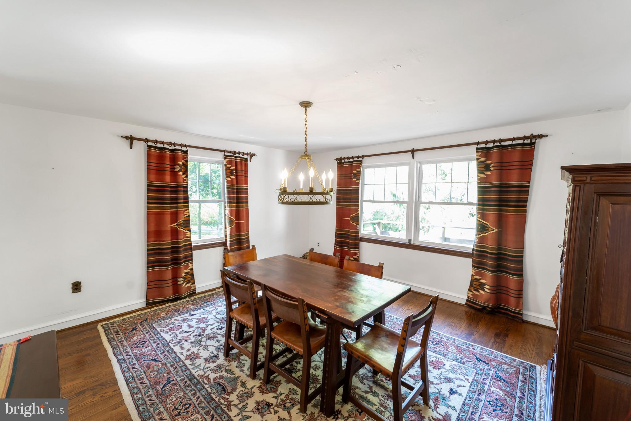 3881 Gradyville Road Newtown Square, PA 19073 - Photo 9 of 55 Dinning room