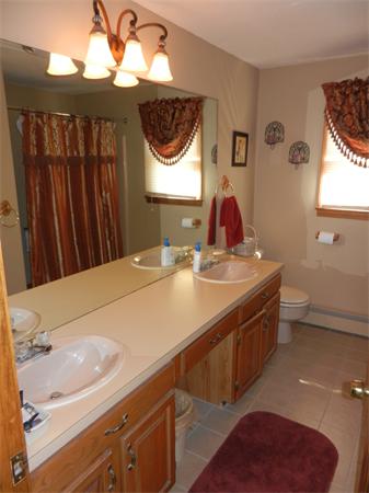 25 Sagamore Road West Springfield, MA 01089 - Photo 19 of 30 a bathroom with a sink and a mirror