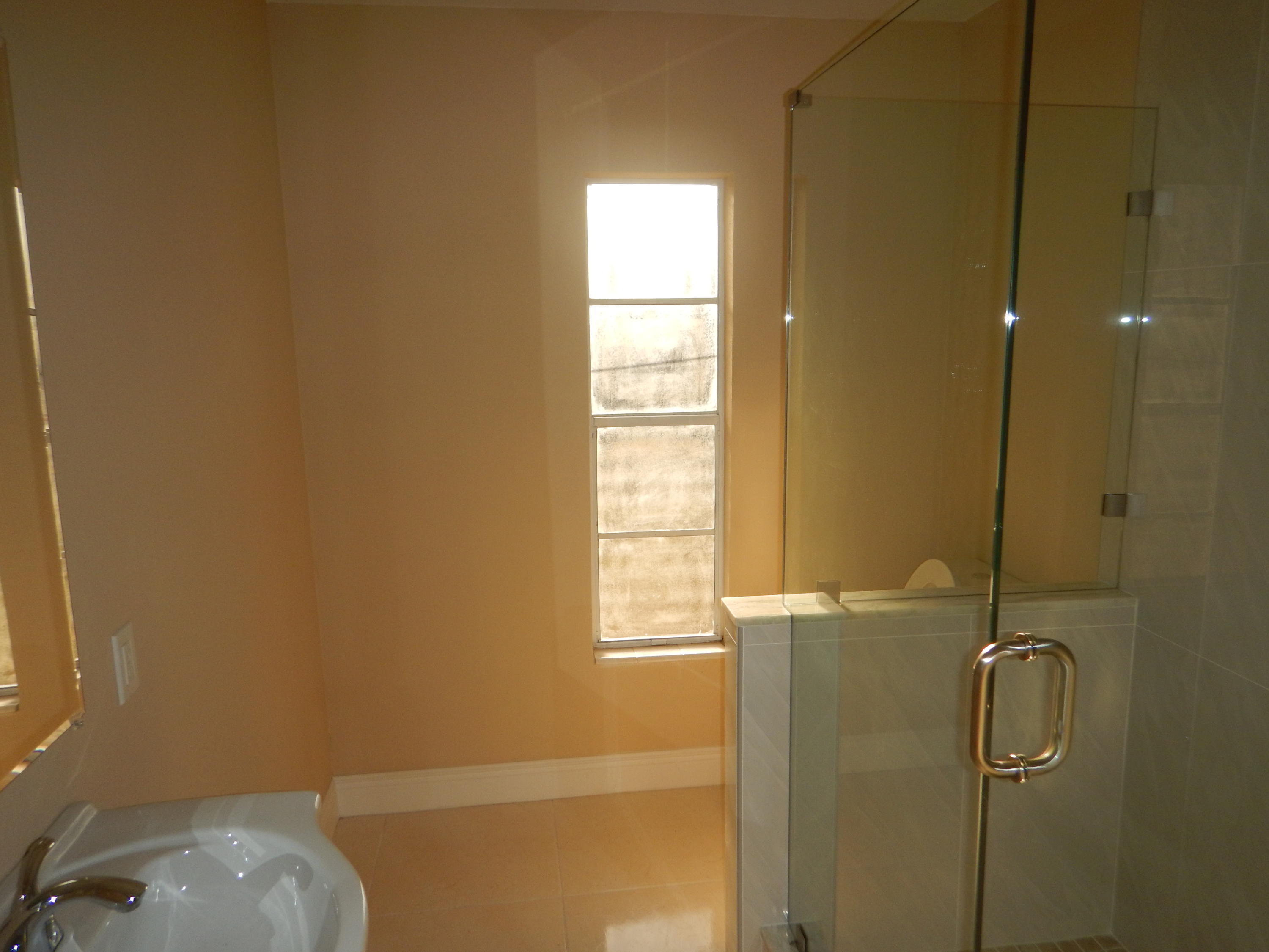 5662 Papaya Road West Palm Beach, FL 33413 - Photo 11 of 19 Master Bathroom