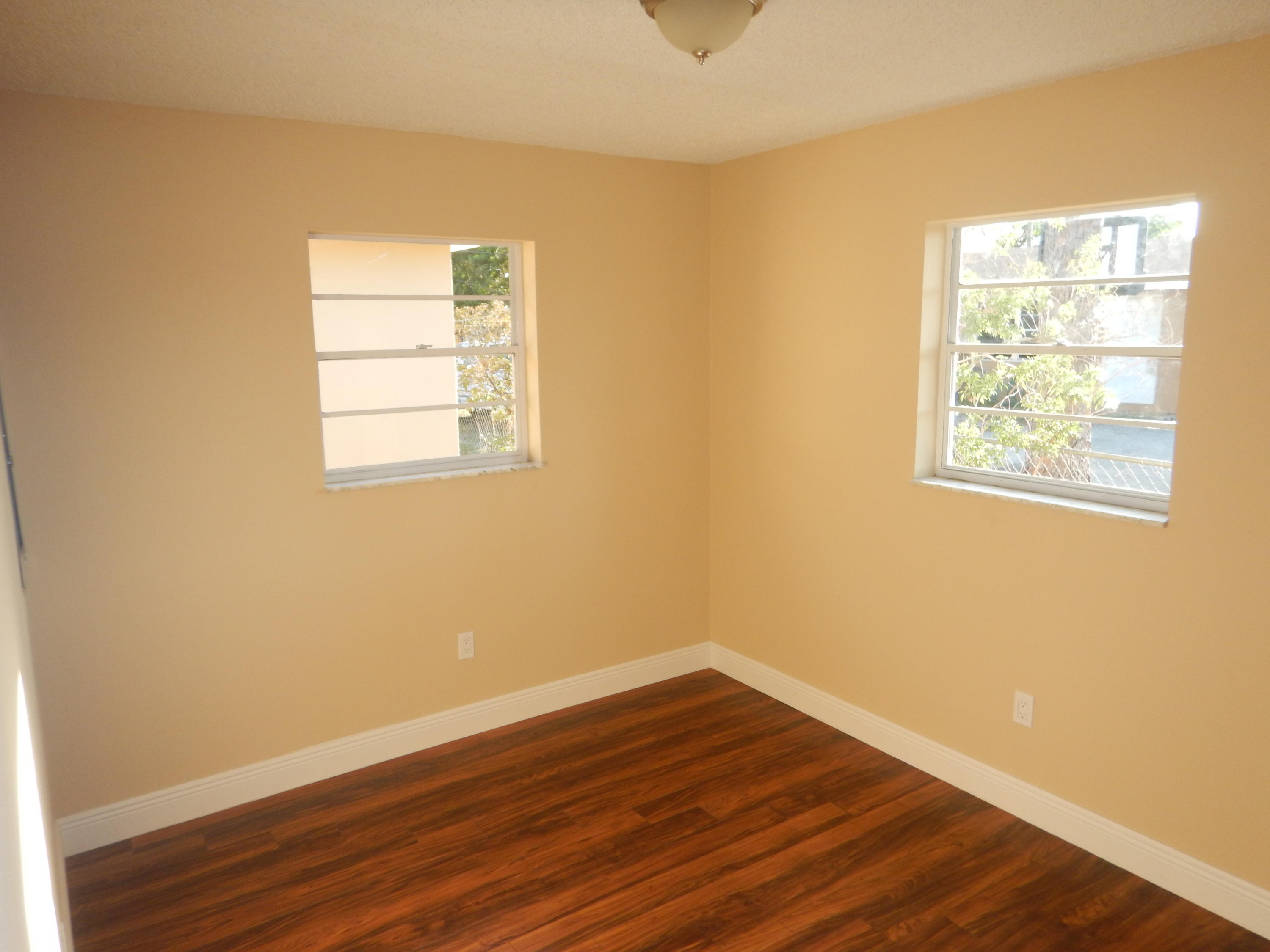 5662 Papaya Road West Palm Beach, FL 33413 - Photo 16 of 19 Bedroom 3