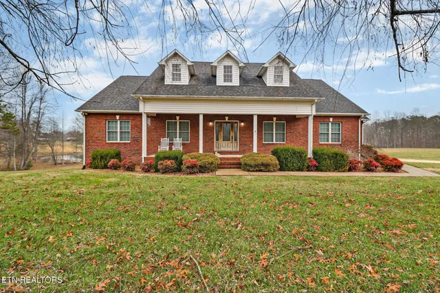 $599,900 | 5424 Wilder Road, Grimsley, TN 38565