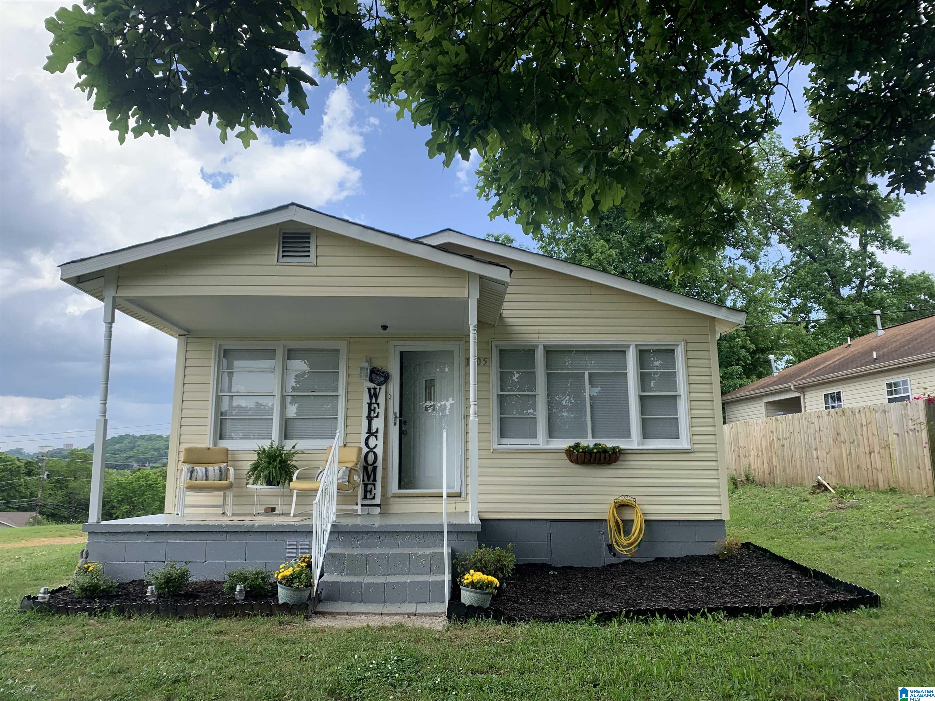1905 14th Way Southwest Birmingham, AL 35211 - Photo 1 of 8