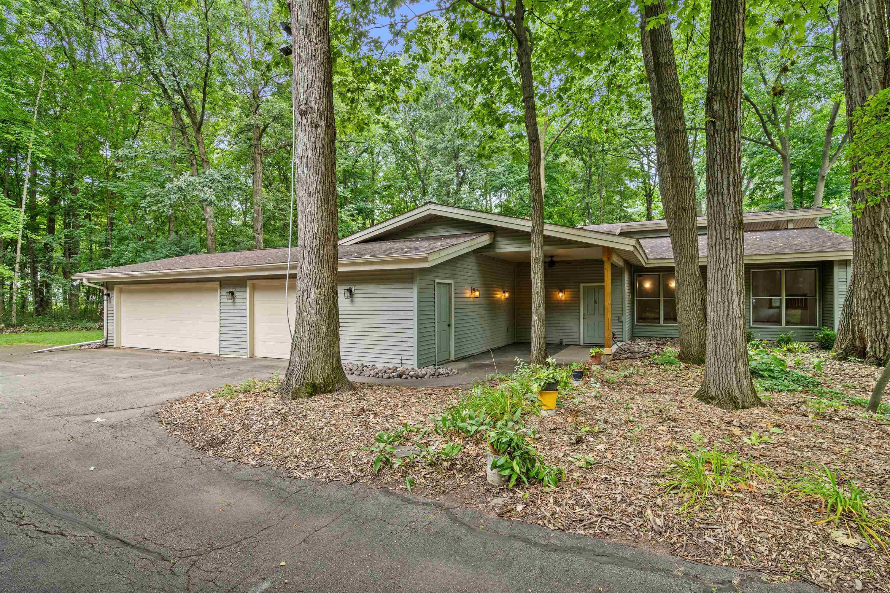 1525 South Weimar Street Appleton, WI 54915 - Photo 52 of 56 Gallery Image 52
