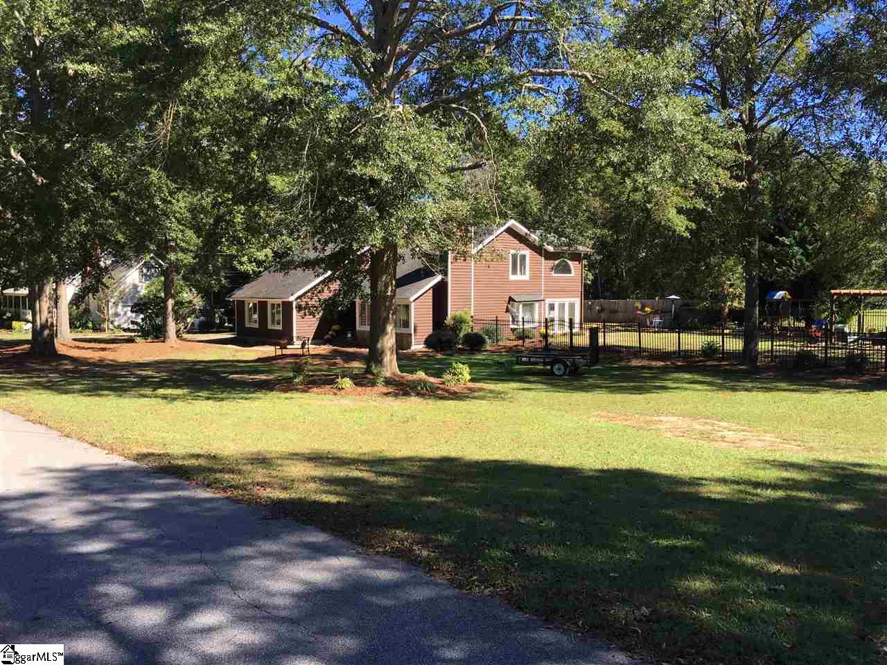 221 Inn Circle Fountain Inn, SC 29644 - Photo 4 of 36
