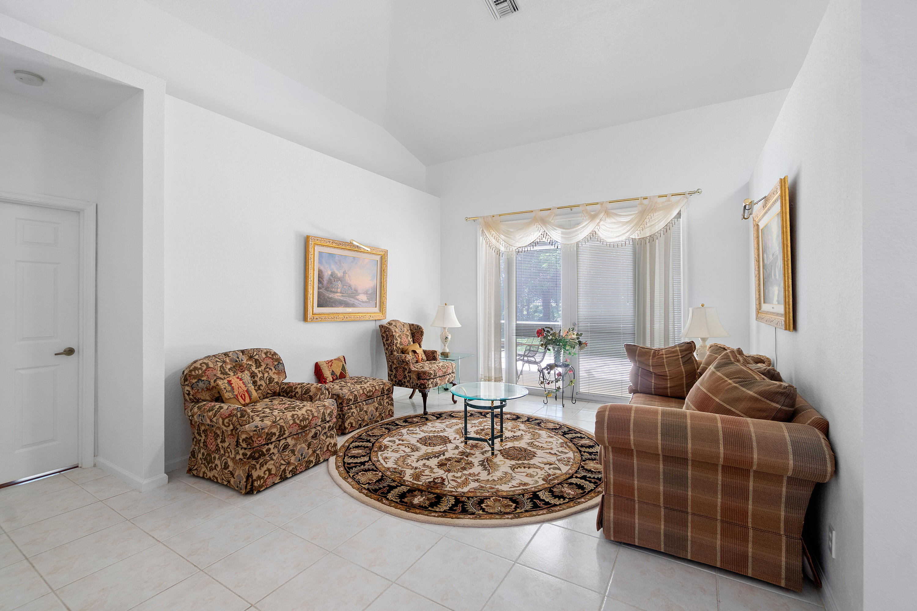 136 Nottingham Road Royal Palm Beach, FL 33411 - Photo 6 of 33 136 Nottingham Rd