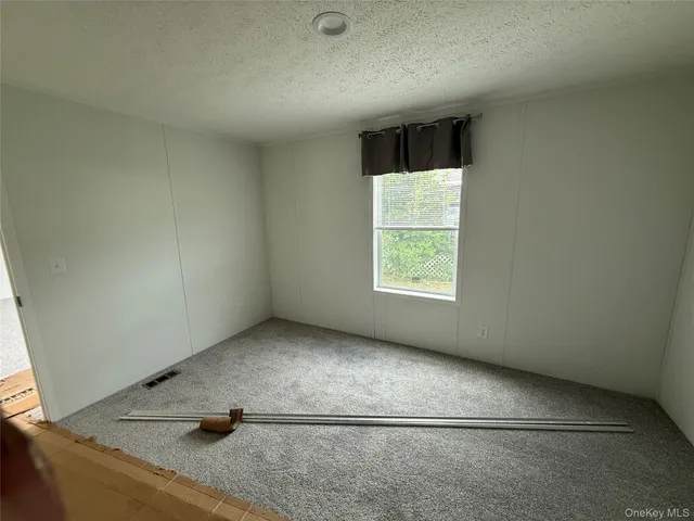 $109,000 | 29 Shore Lane, Bloomingburg, NY 12721