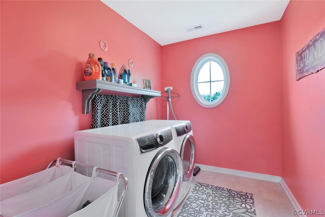 8910 Beaver Bridge Road Moseley, VA 23120 - Photo 20 of 44 a utility room with dryer and washer