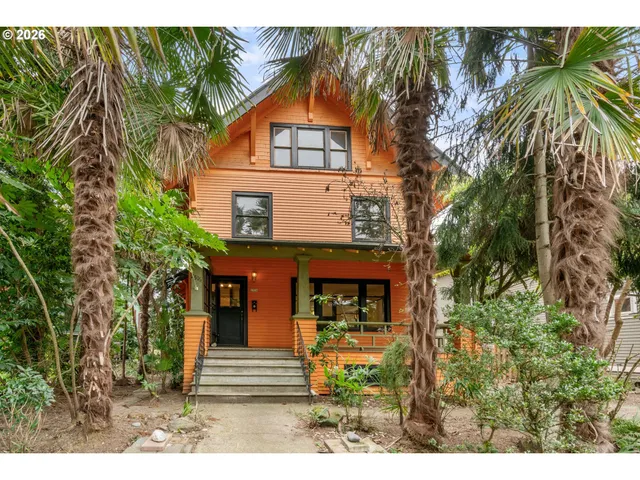 $875,000 | 2516 Northeast Clackamas Street, Portland, OR 97232