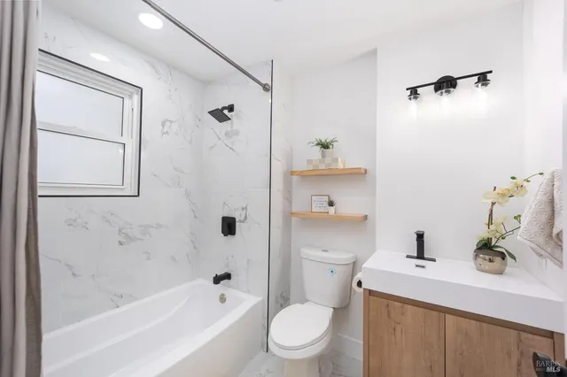 $519,900 | 247 Coghlan Street, Vallejo, CA 94590