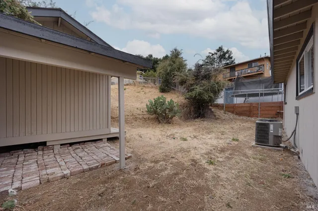 $519,900 | 247 Coghlan Street, Vallejo, CA 94590