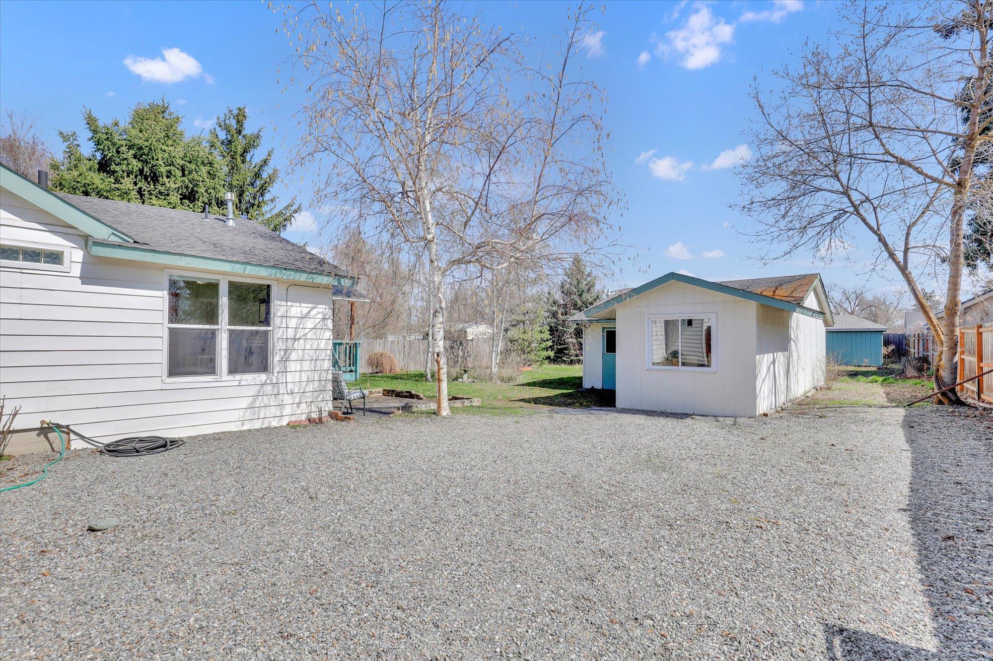 1502 North Bessie Road Spokane Valley, WA 99212 - Photo 20 of 40