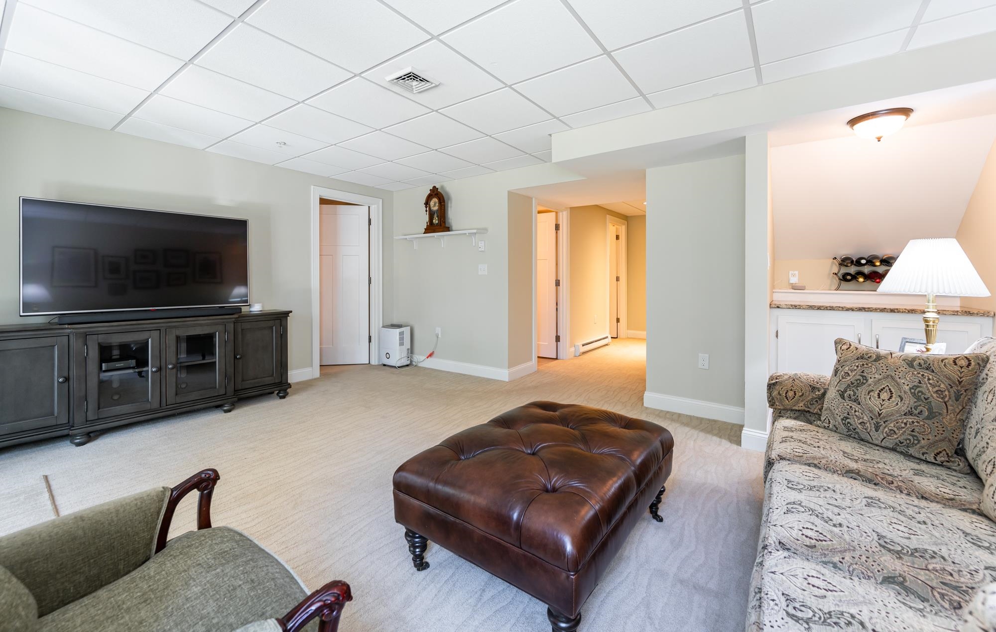 207 Villager Road Chester, NH 03036 - Photo 21 of 40 Gallery Image 21