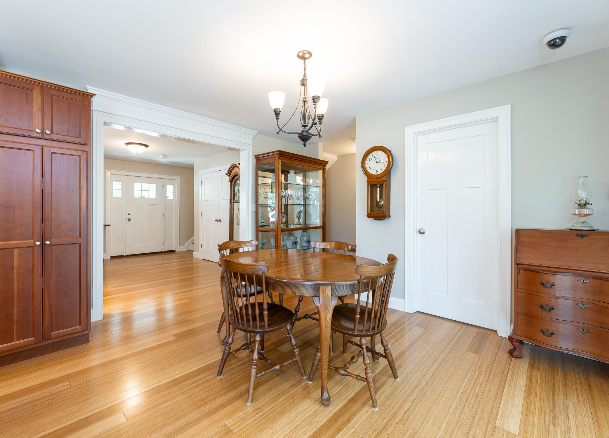 207 Villager Road Chester, NH 03036 - Photo 3 of 40 Gallery Image 3