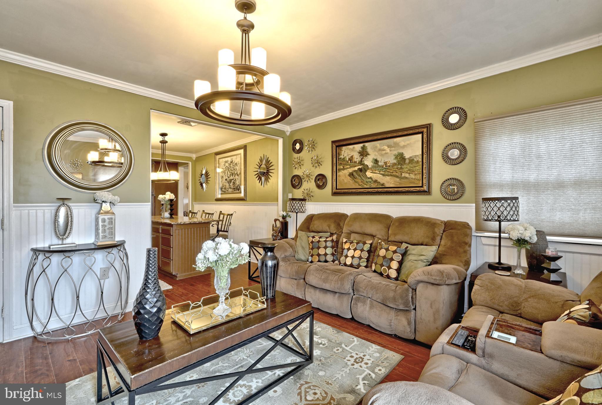 1722 Glassboro Road Sewell, NJ 08080 - Photo 8 of 49 Living room
