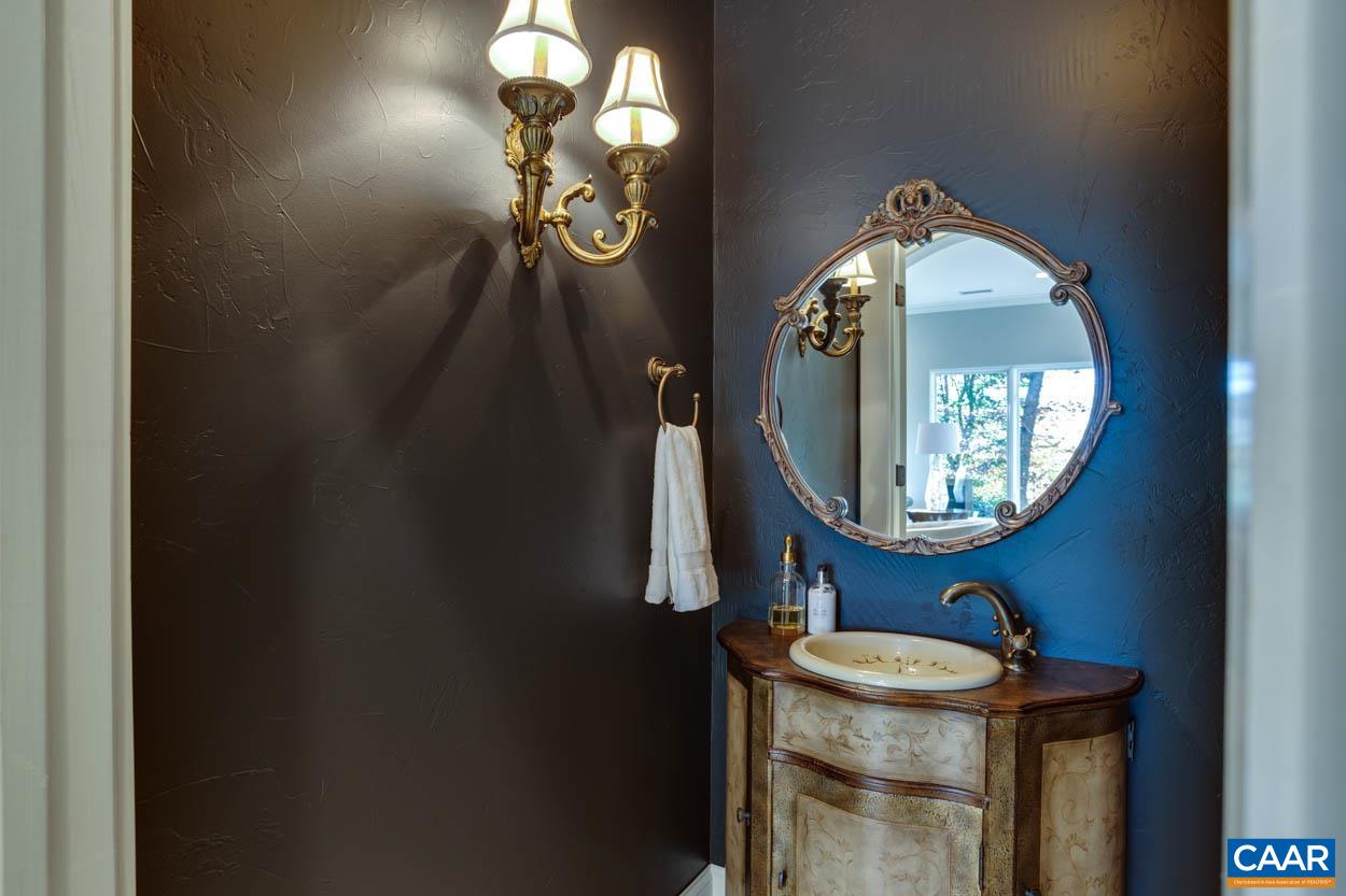 2131 Wake Forest Road Blacksburg, VA 24060 - Photo 35 of 74 Gallery Image 35