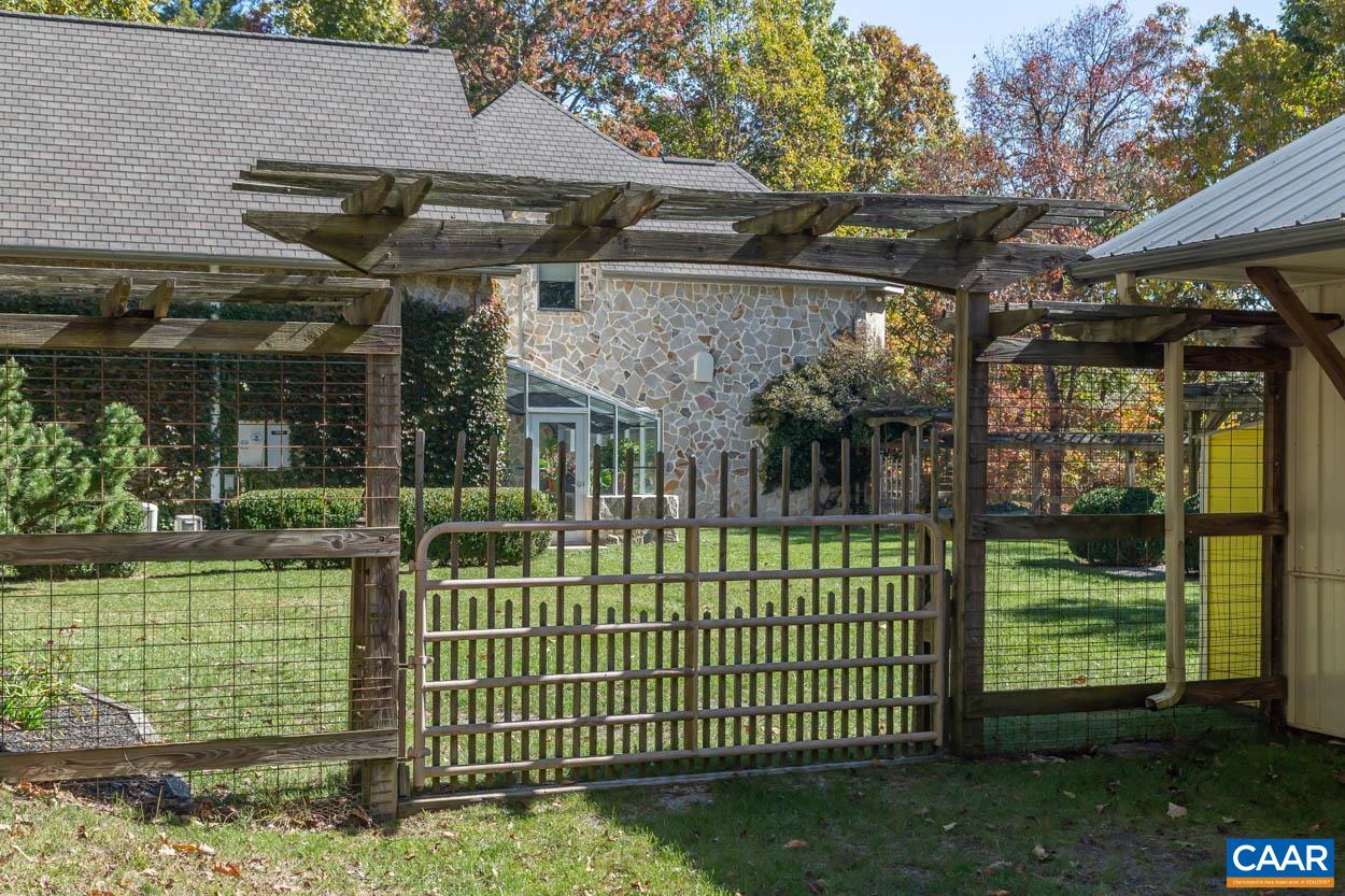 2131 Wake Forest Road Blacksburg, VA 24060 - Photo 66 of 74 Gallery Image 66