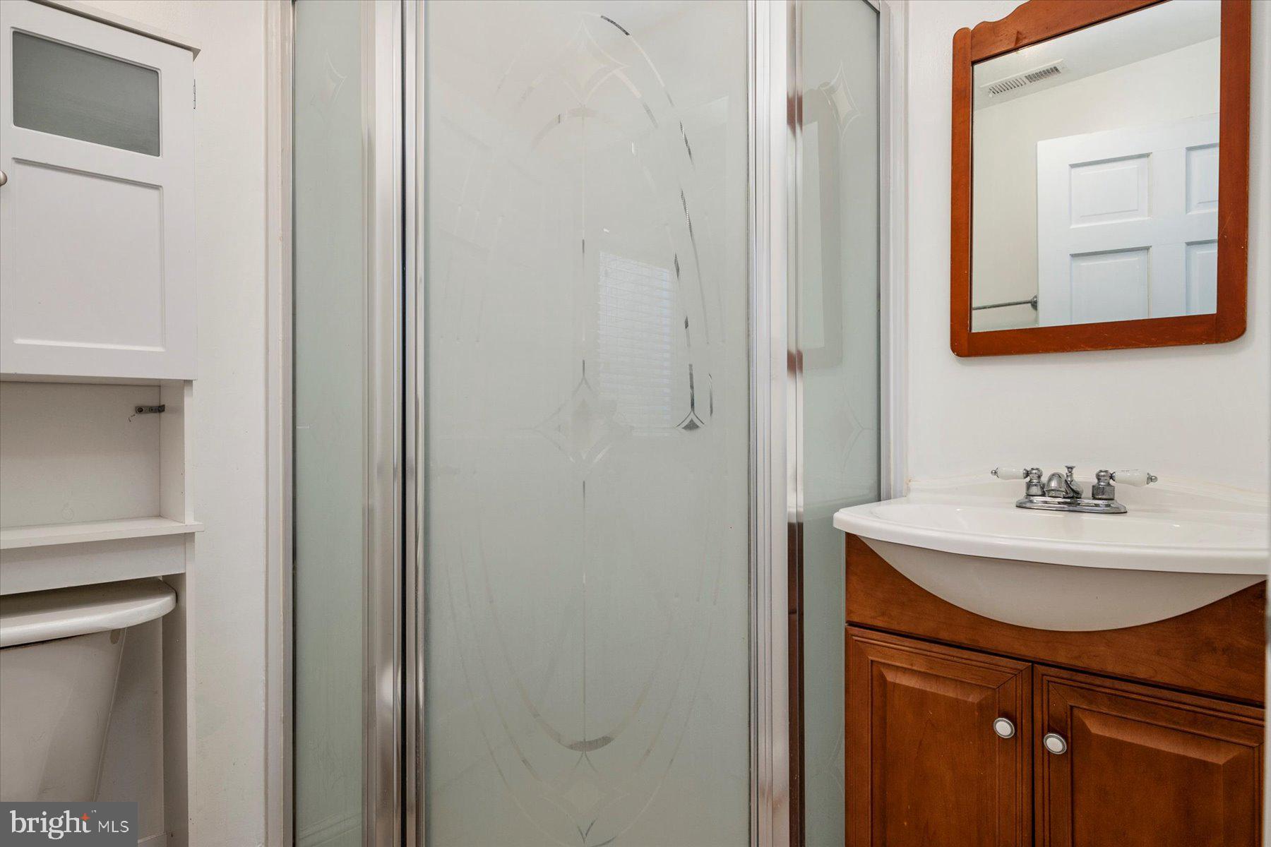 773 Powhatan Beach Road Pasadena, MD 21122 - Photo 47 of 68 Gallery Image 47