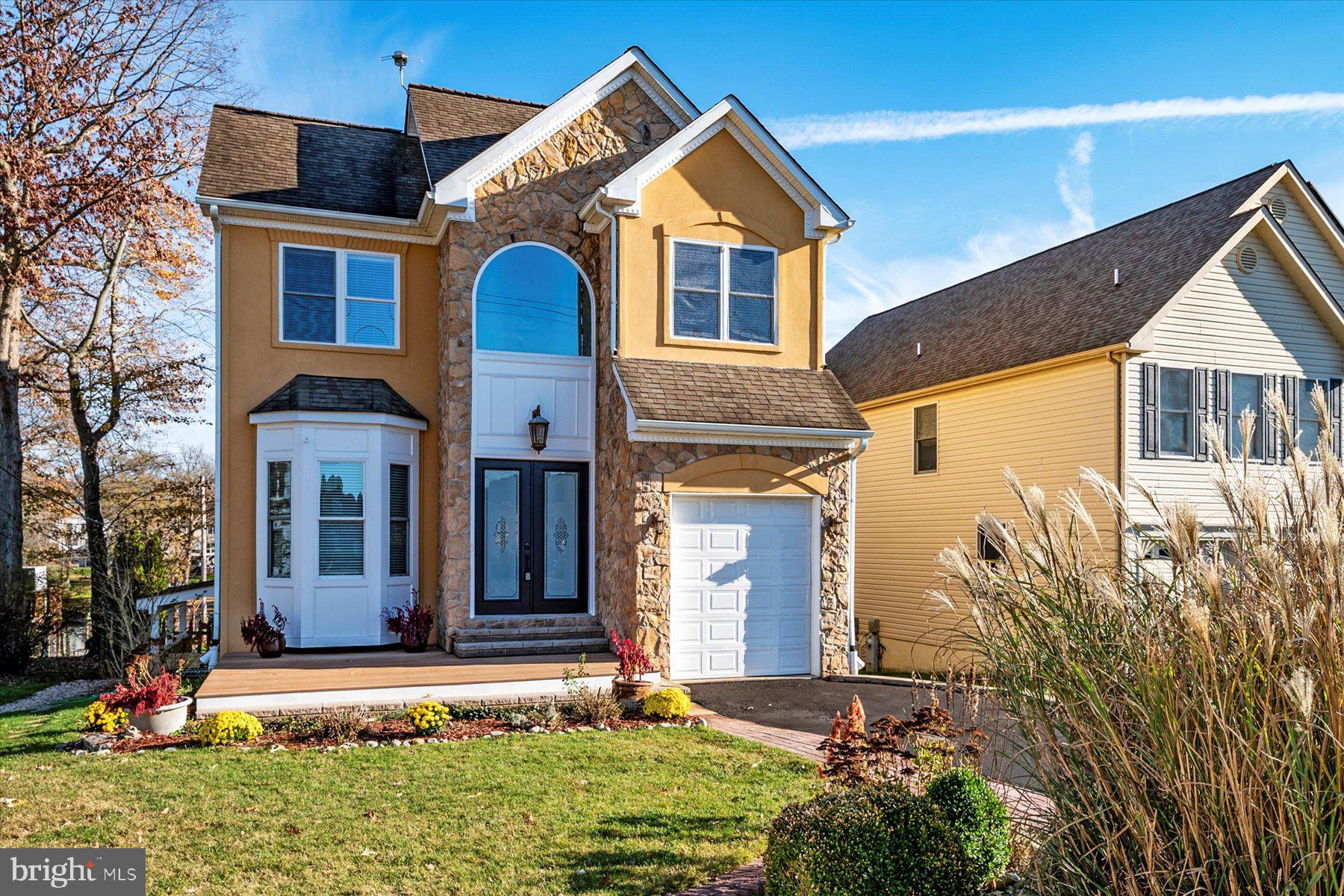 773 Powhatan Beach Road Pasadena, MD 21122 - Photo 5 of 68 Gallery Image 5