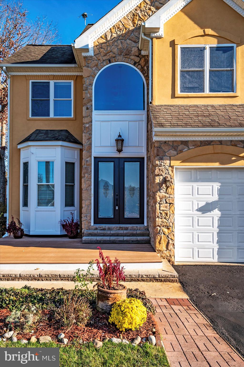 773 Powhatan Beach Road Pasadena, MD 21122 - Photo 6 of 68 Gallery Image 6