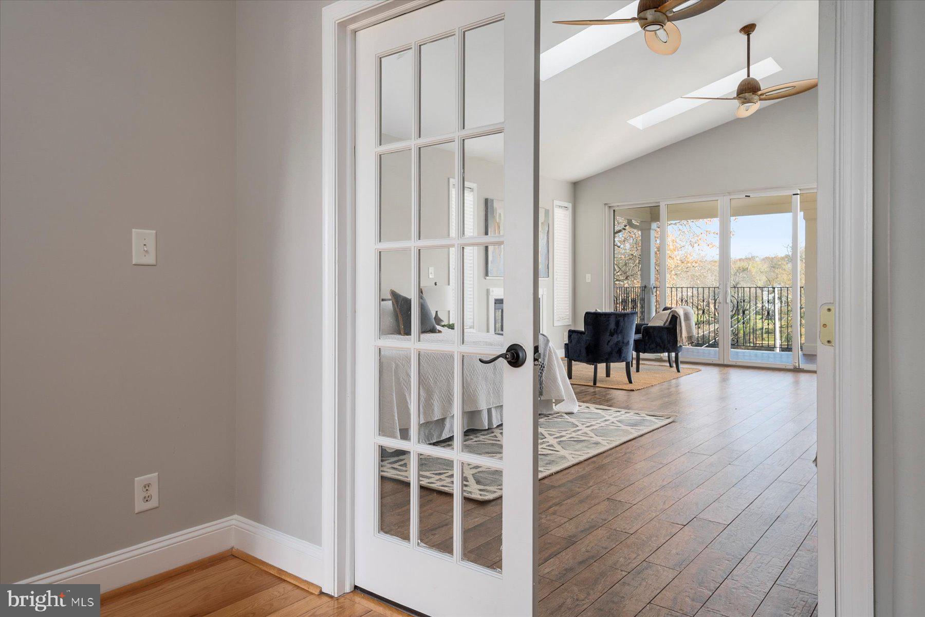 773 Powhatan Beach Road Pasadena, MD 21122 - Photo 8 of 68 Gallery Image 8
