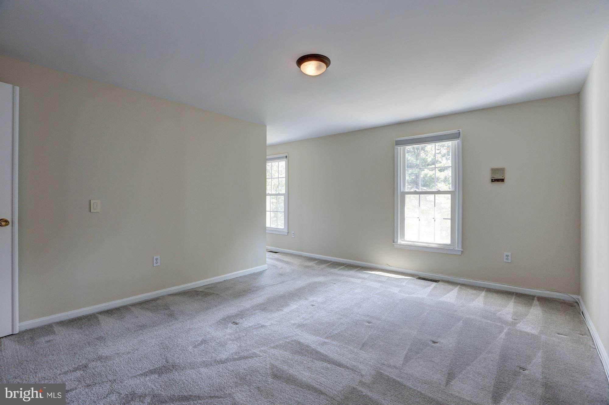 641 Concerto Lane Silver Spring, MD 20901 - Photo 12 of 30 Bright master bedroom
