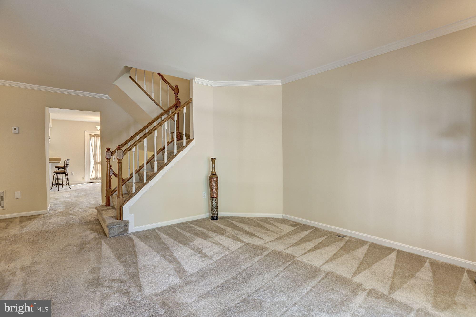 641 Concerto Lane Silver Spring, MD 20901 - Photo 5 of 30 Spacious Living Area