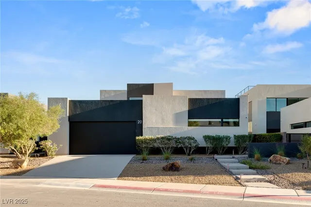 $2,595,000 | 20 Highland Cove Lane, Henderson, NV 89011