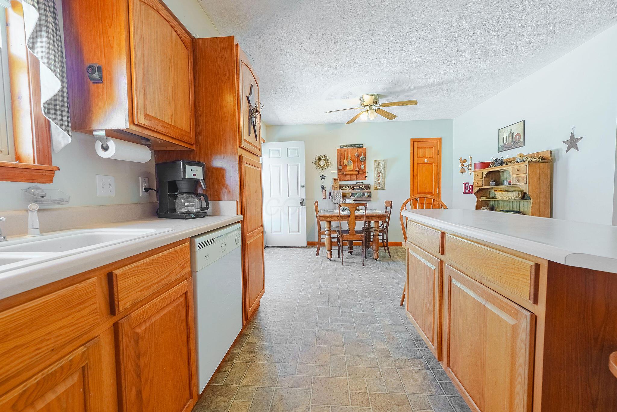 839 Falls Road Bainbridge, OH 45612 - Photo 7 of 50 LDA08664-HDR