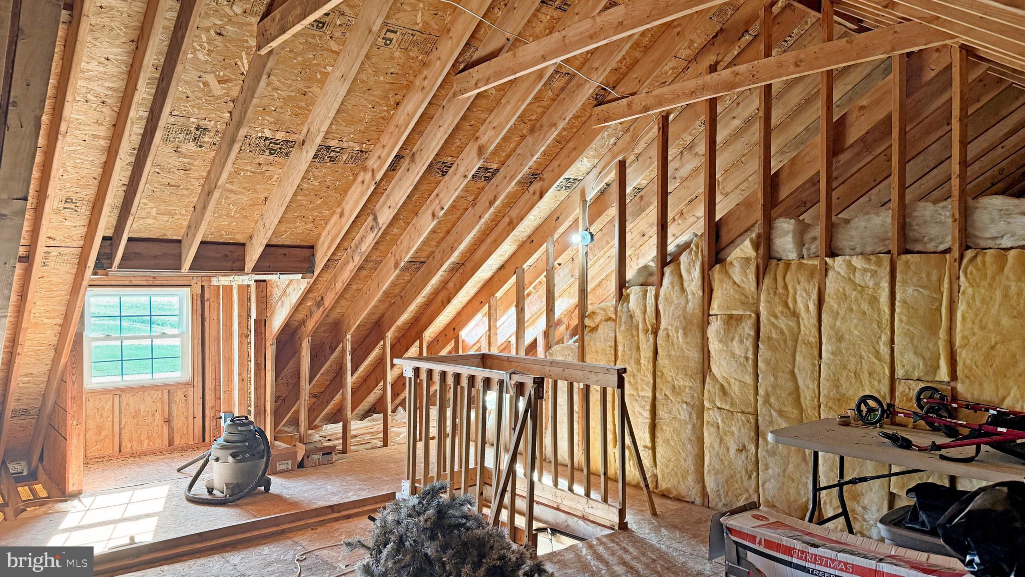 11872 Shawnee Road Greenwood, DE 19950 - Photo 12 of 55 a view of entry way with wooden floor