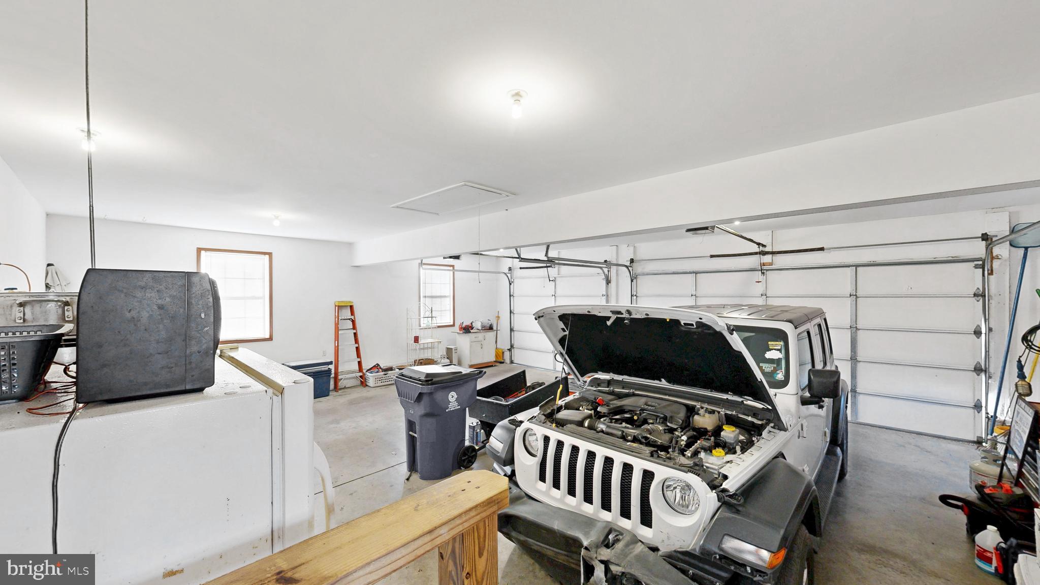 11872 Shawnee Road Greenwood, DE 19950 - Photo 22 of 55 a bedroom with furniture and a mirror