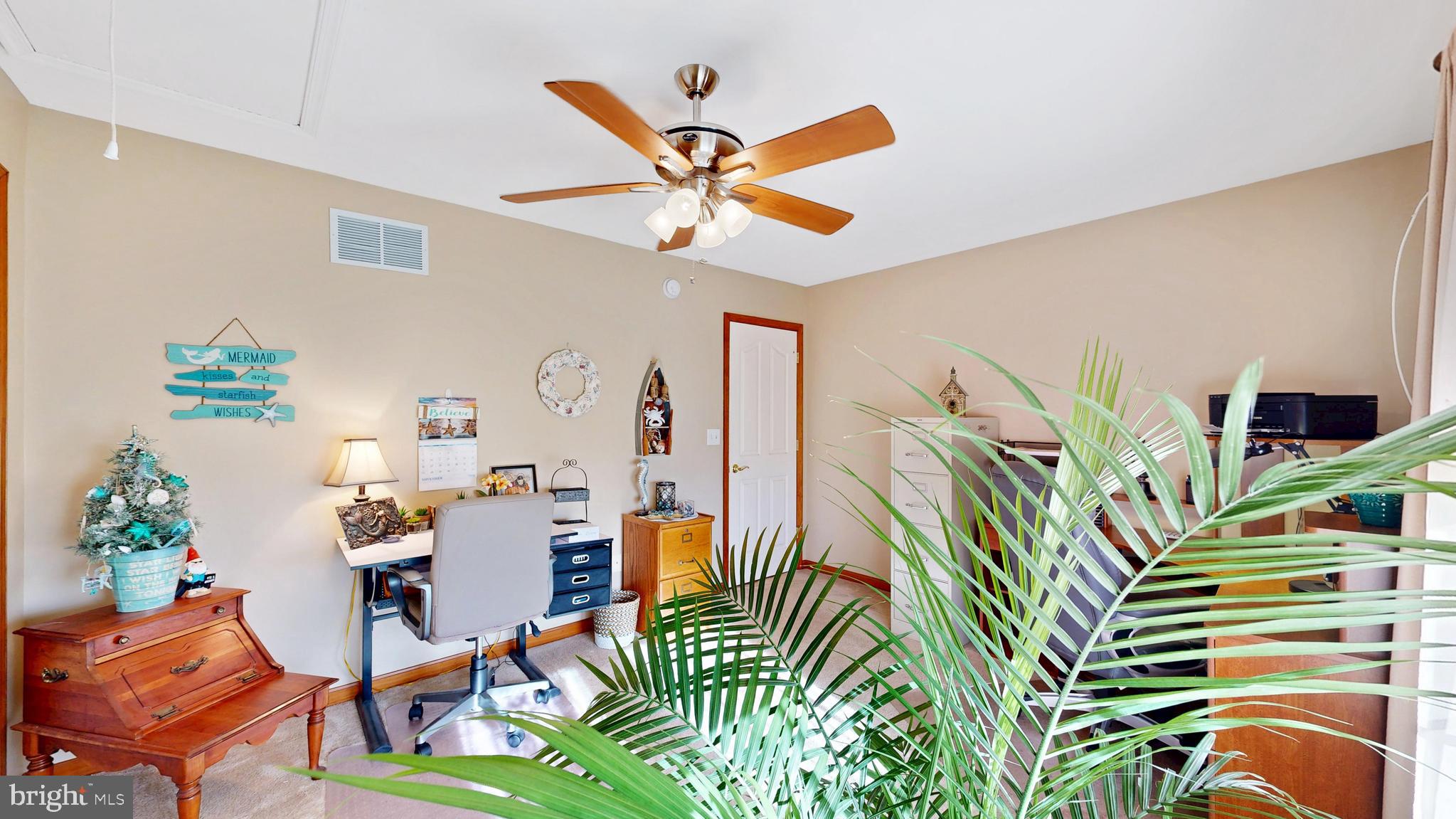 11872 Shawnee Road Greenwood, DE 19950 - Photo 34 of 55 a living room with patio area