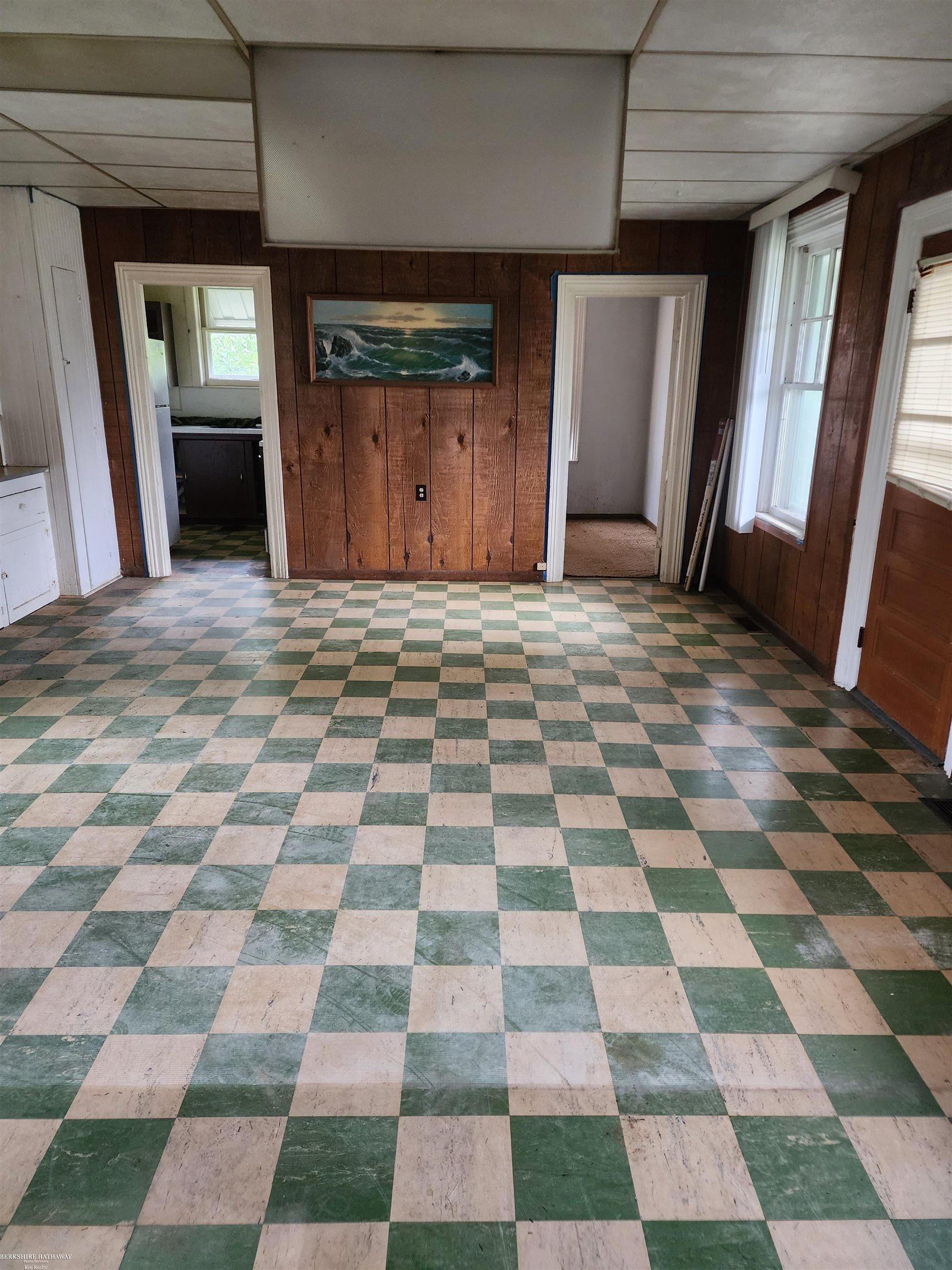 18075 21 Mile Road Macomb, MI 48044 - Photo 7 of 32