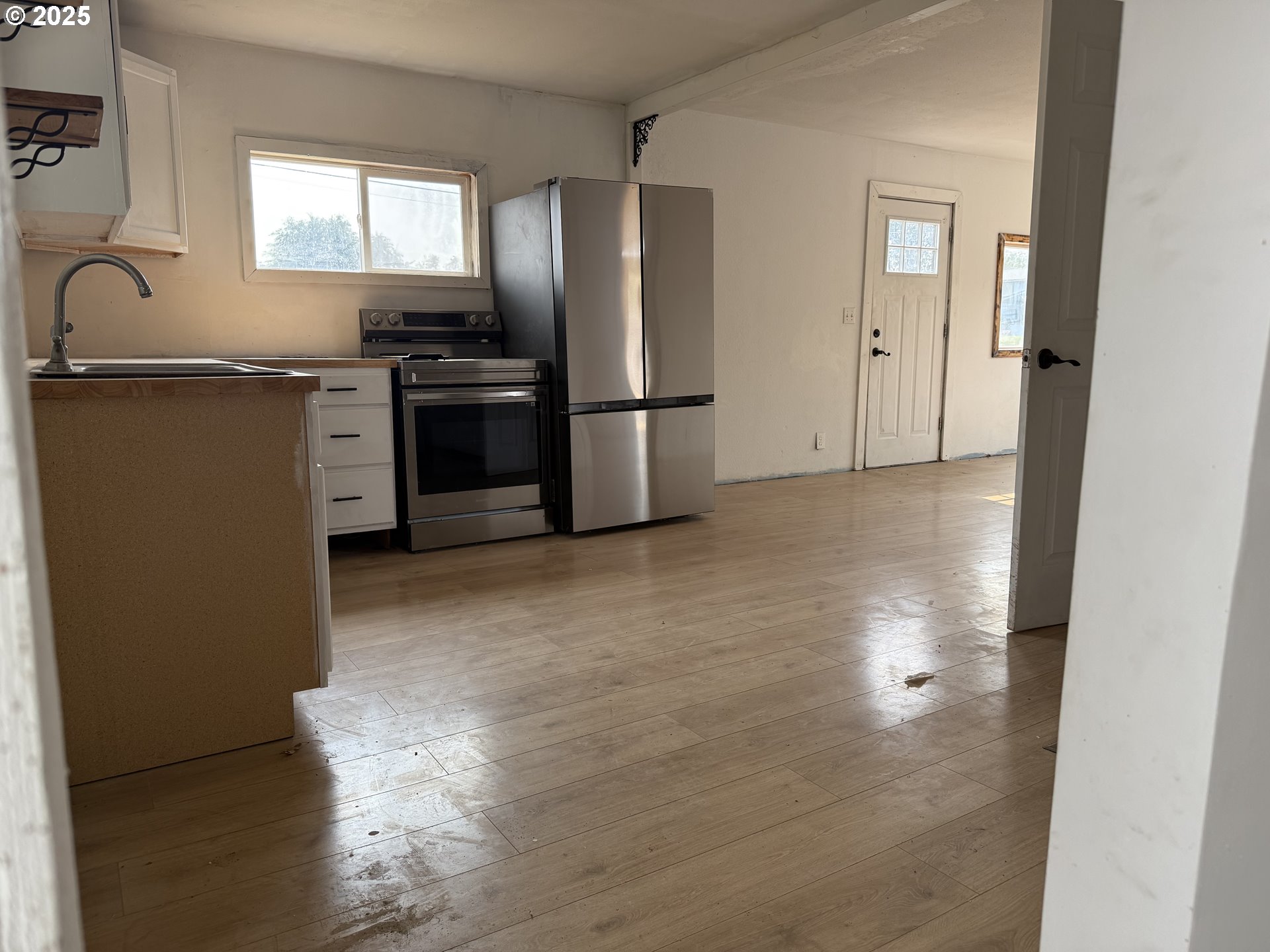 750 West Ridgeway Avenue Hermiston, OR 97838 - Photo 2 of 12 Gallery Image 2