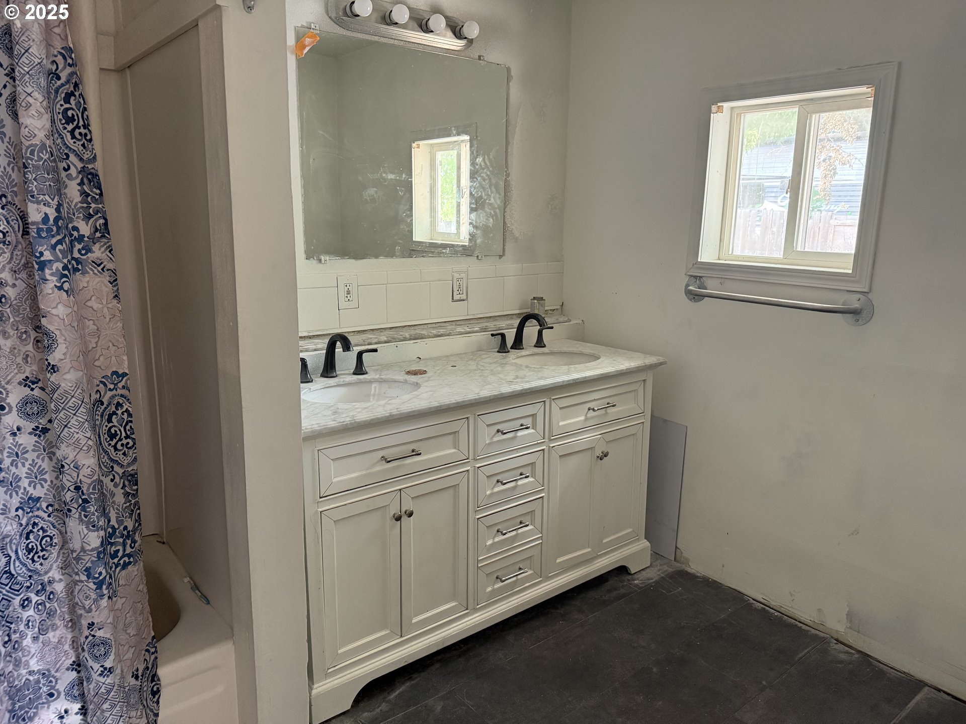 750 West Ridgeway Avenue Hermiston, OR 97838 - Photo 6 of 12 Gallery Image 6