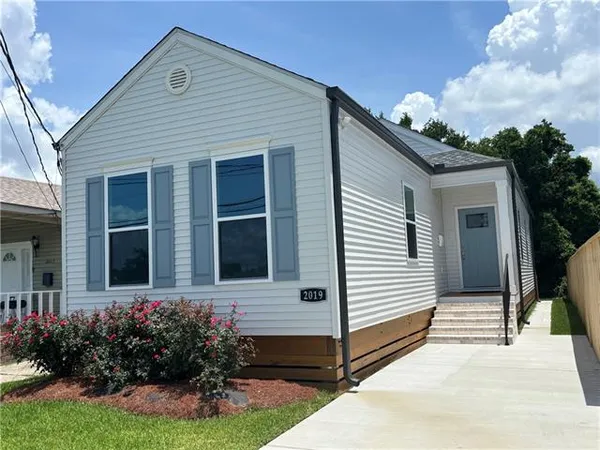 $234,900 | 2019 Huey P Long Avenue, Gretna, LA 70053