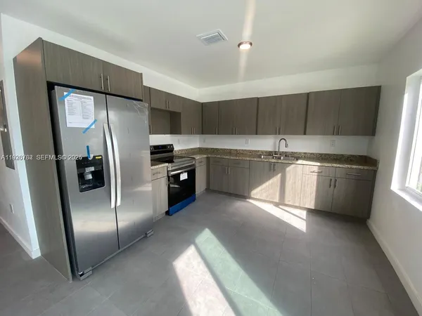 $2,900 | 1783 Northwest 65th Street, Unit 1783, Miami, FL 33147