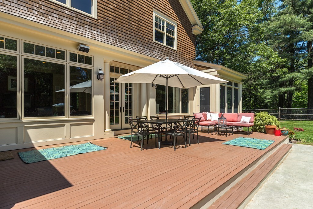 10 Ledgewood Road Winchester, MA 01890 - Photo 26 of 30