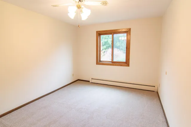 $157,500 | 2690 Oxford Street North, Unit 247, Roseville, MN 55113