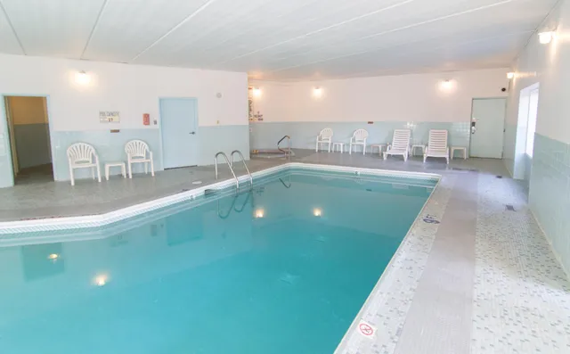 $157,500 | 2690 Oxford Street North, Unit 247, Roseville, MN 55113