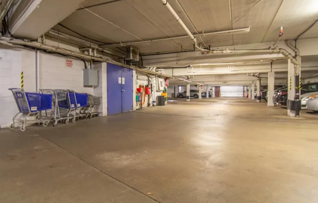 $157,500 | 2690 Oxford Street North, Unit 247, Roseville, MN 55113