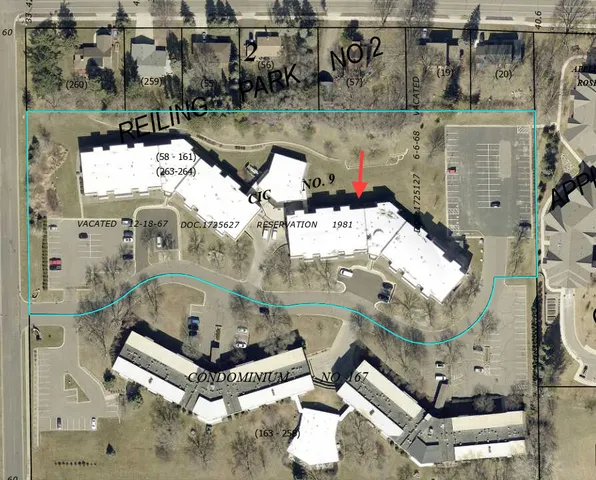 $157,500 | 2690 Oxford Street North, Unit 247, Roseville, MN 55113