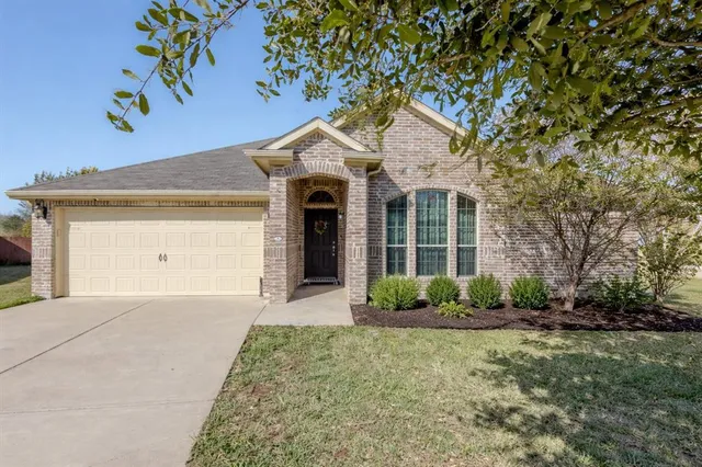 $350,000 | 512 Jennie Marie Circle, Ferris, TX 75125