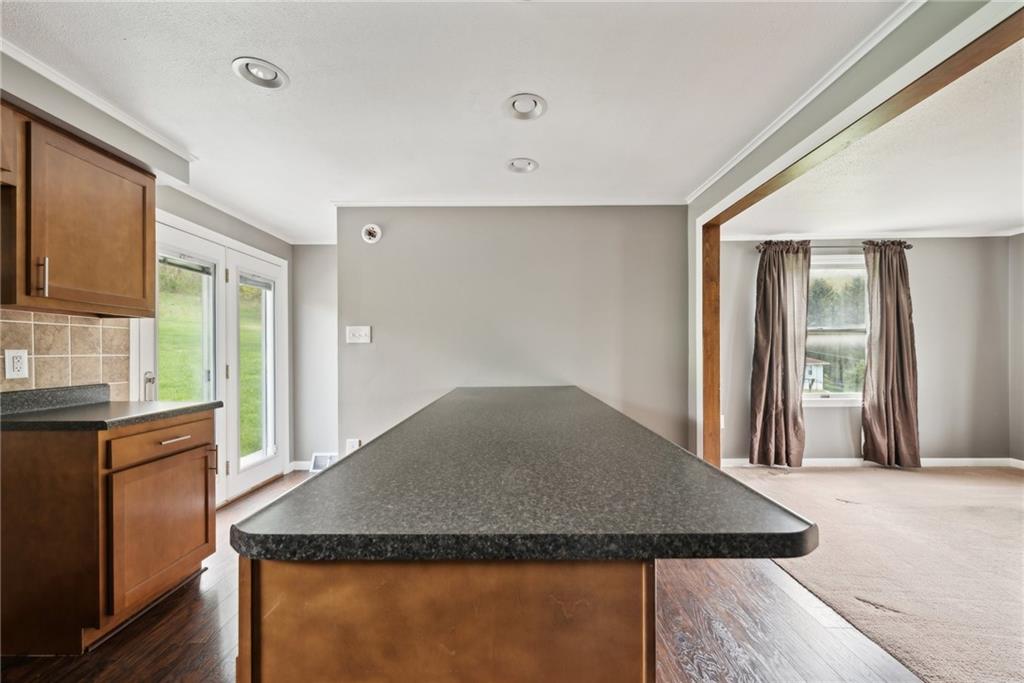 288 Labelle Road East Millsboro, PA 15433 - Photo 10 of 29 Gallery Image 10